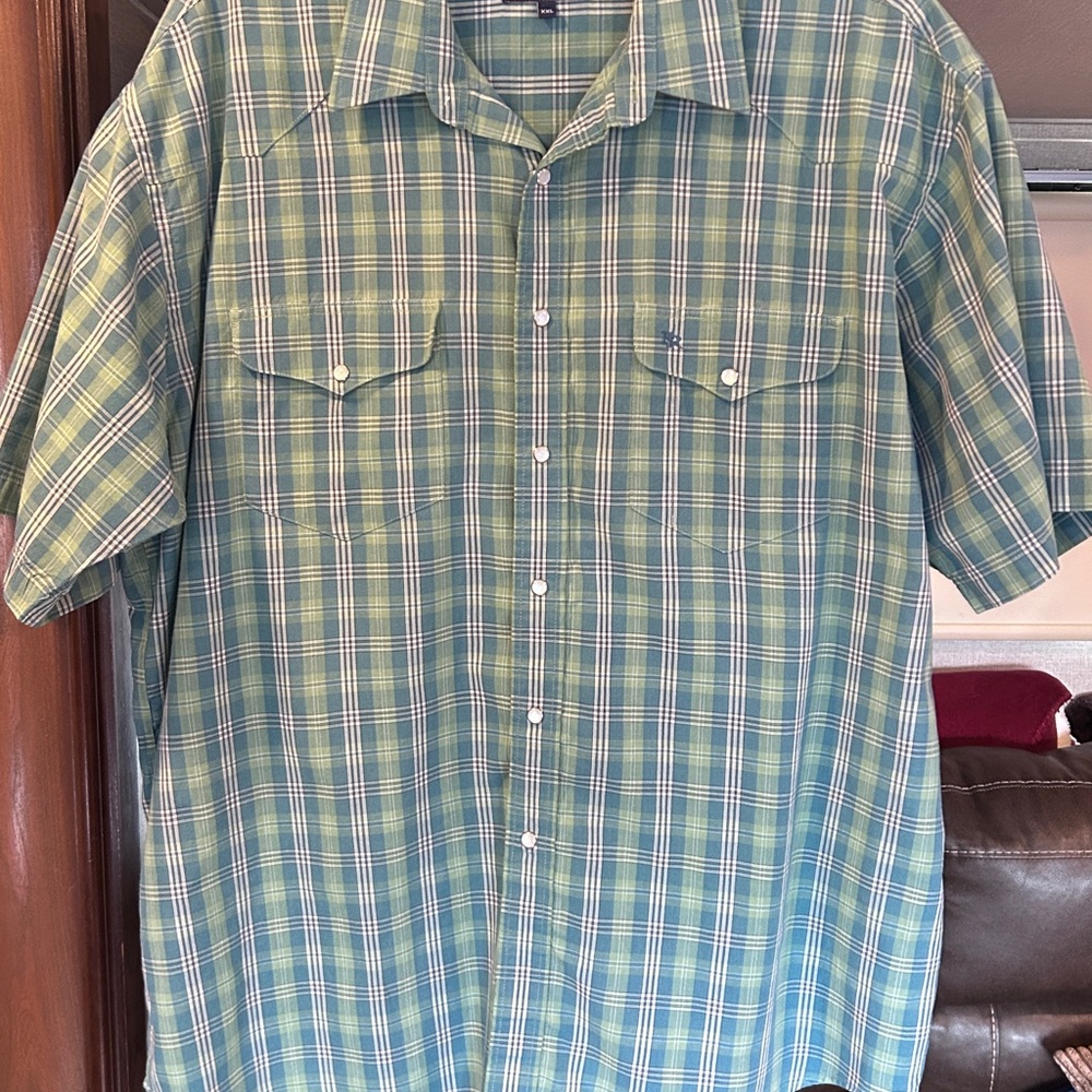 Casual Short-Sleeve Plaid Button-Down Shirt - Green